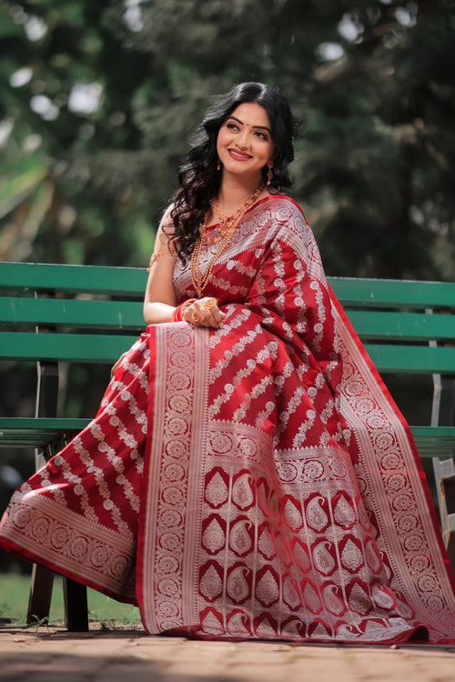 Load image into Gallery viewer, Incredible Red Soft Silk Saree With Redolent Blouse Piece
