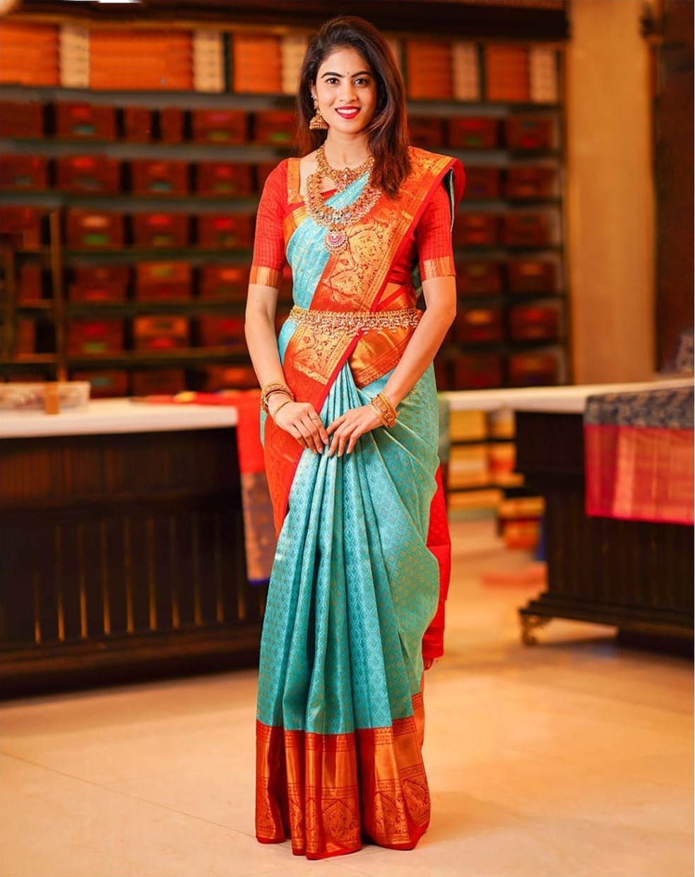 Blissful Turquoise Soft Silk Saree with Ethnic Blouse Piece