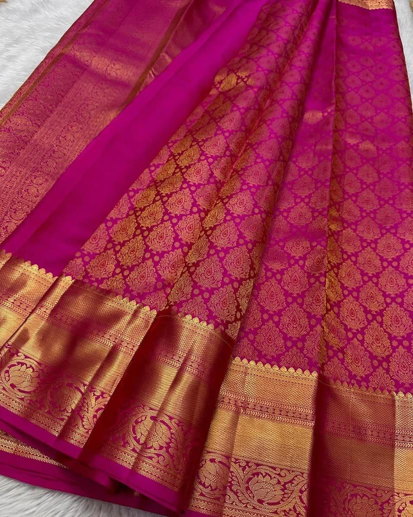 Deserving Dark Pink Soft Silk Saree With Sophisticated Blouse Piece