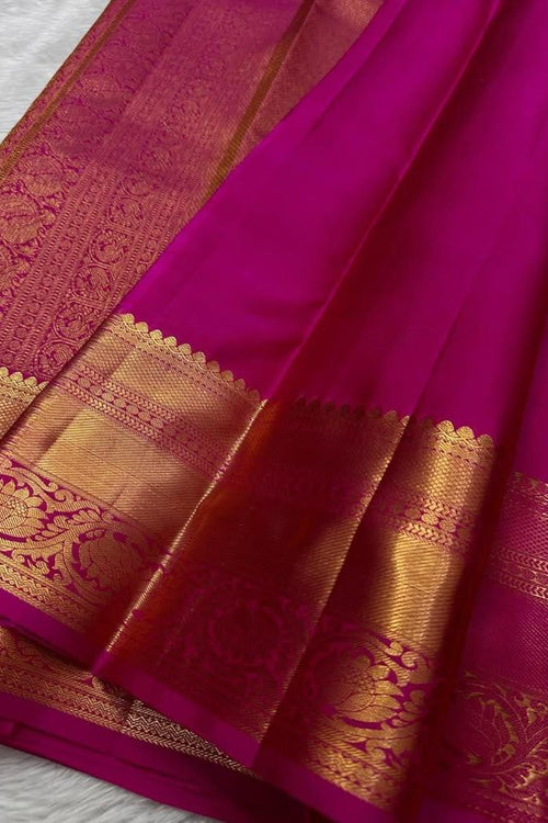 Load image into Gallery viewer, Deserving Dark Pink Soft Silk Saree With Sophisticated Blouse Piece
