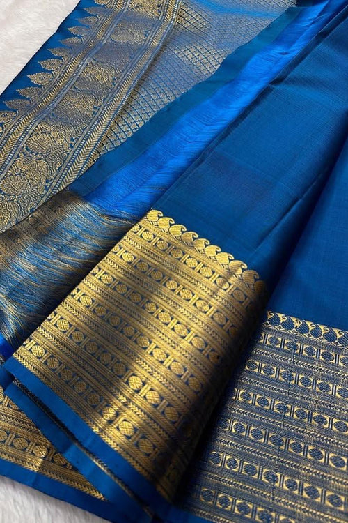 Load image into Gallery viewer, Precious Blue Soft Silk Saree With Phenomenal Blouse Piece
