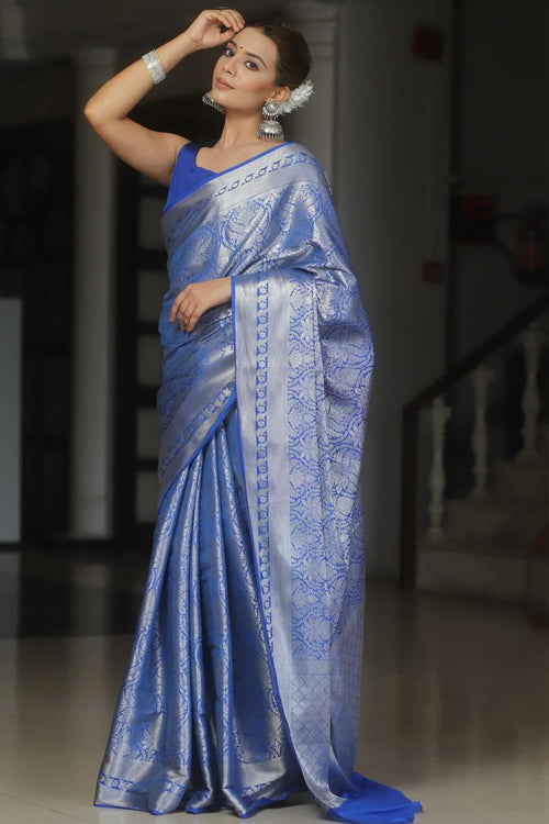 Load image into Gallery viewer, Hypnotic Royal Blue Soft Silk Saree With Exquisite Blouse Piece
