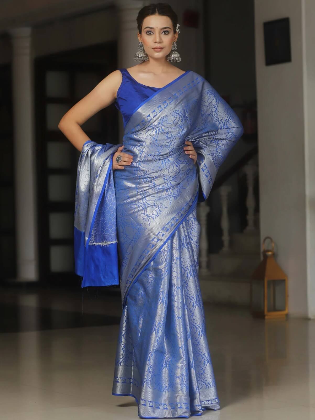 Hypnotic Royal Blue Soft Silk Saree With Exquisite Blouse Piece