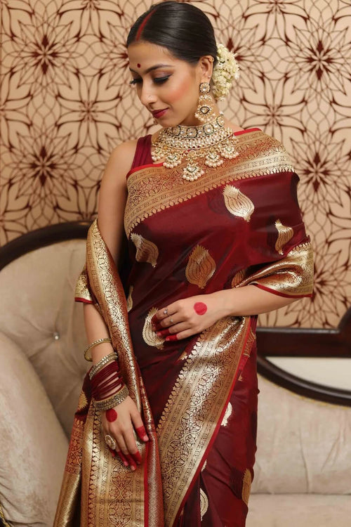 Load image into Gallery viewer, Groovy Wine Soft Silk Saree With Engrossing Blouse Piece
