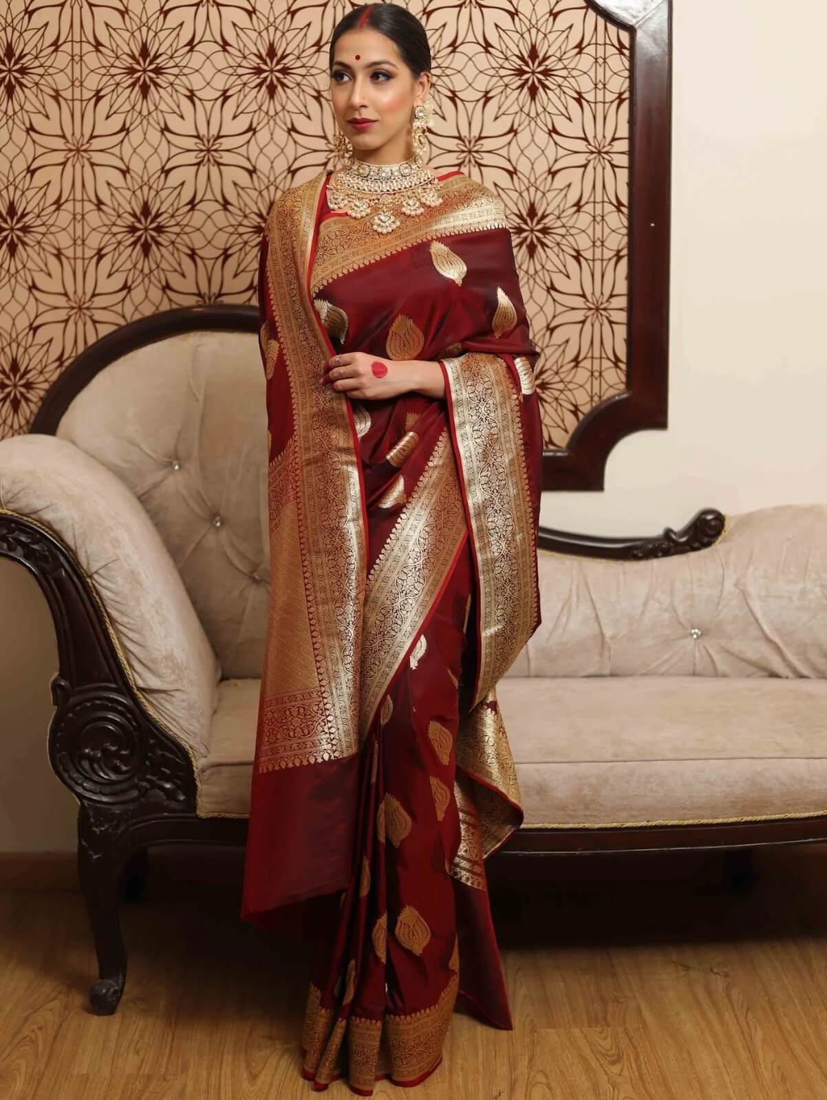 Groovy Wine Soft Silk Saree With Engrossing Blouse Piece