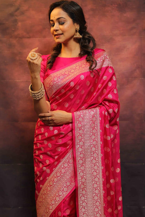 Load image into Gallery viewer, Lovely Dark Pink Soft Silk Saree With Invaluable Blouse Piece
