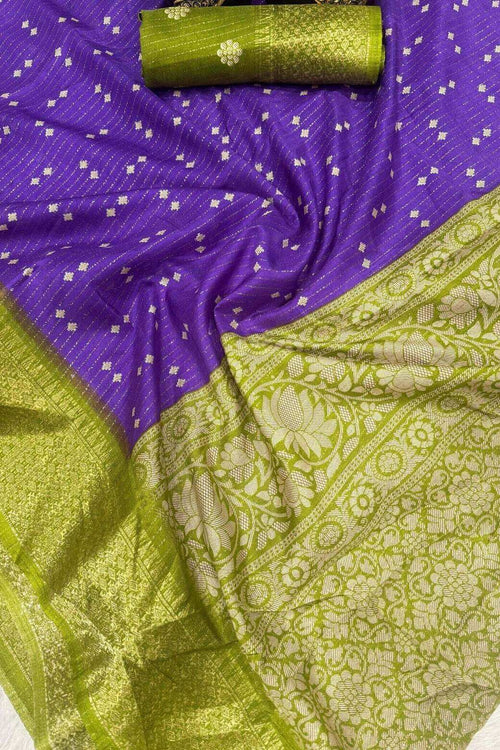 Load image into Gallery viewer, Supernal Purple Printed Dola Silk Saree With Luxuriant Blouse Piece
