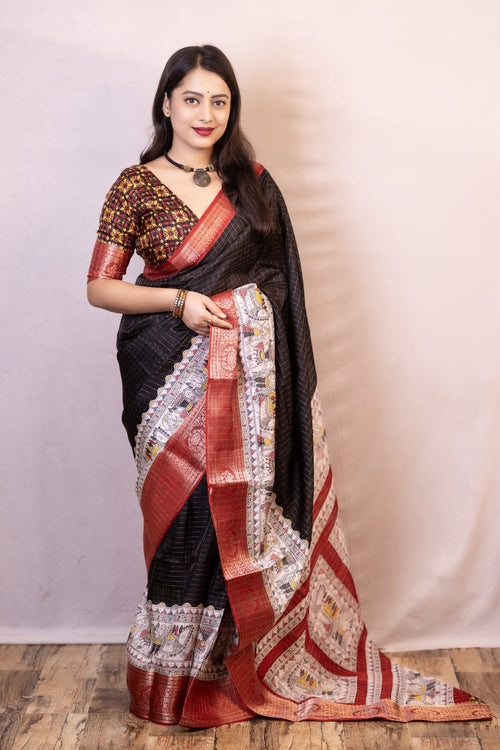 Load image into Gallery viewer, Elision Black Digital Printed Dola Silk Saree With Bucolic Blouse Piece
