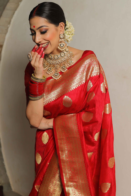 Load image into Gallery viewer, Fairytale Red Soft Silk Saree With Ailurophile Blouse Piece
