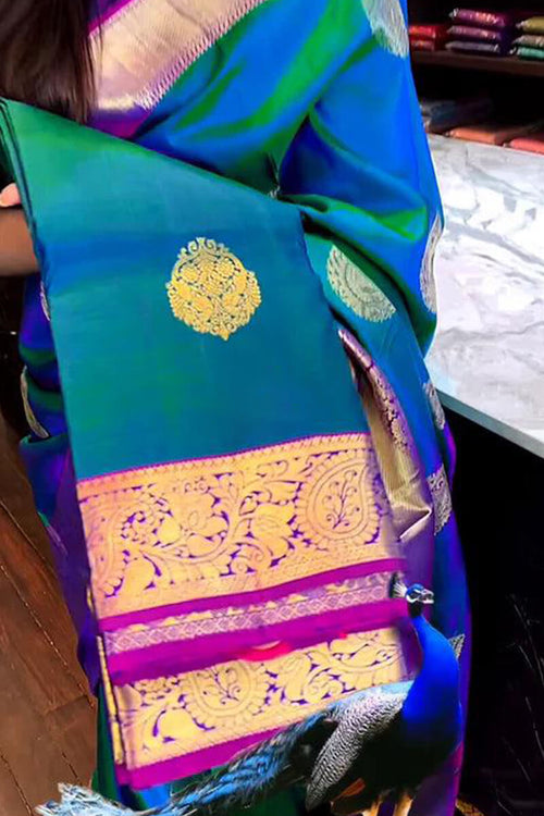 Load image into Gallery viewer, Lovely Blue Soft Silk Saree With Deserving Blouse Piece
