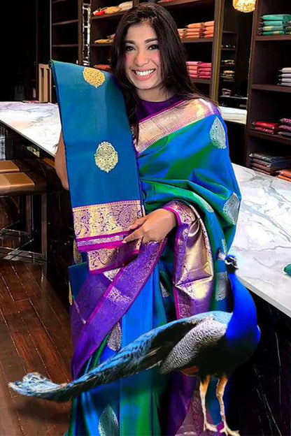 Lovely Blue Soft Silk Saree With Deserving Blouse Piece
