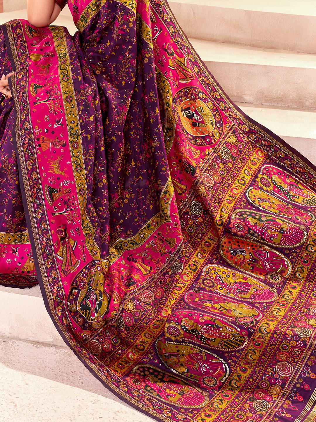 Prominent Purple Nylon Dola Pashmina Saree With Entrancing Blouse Piece