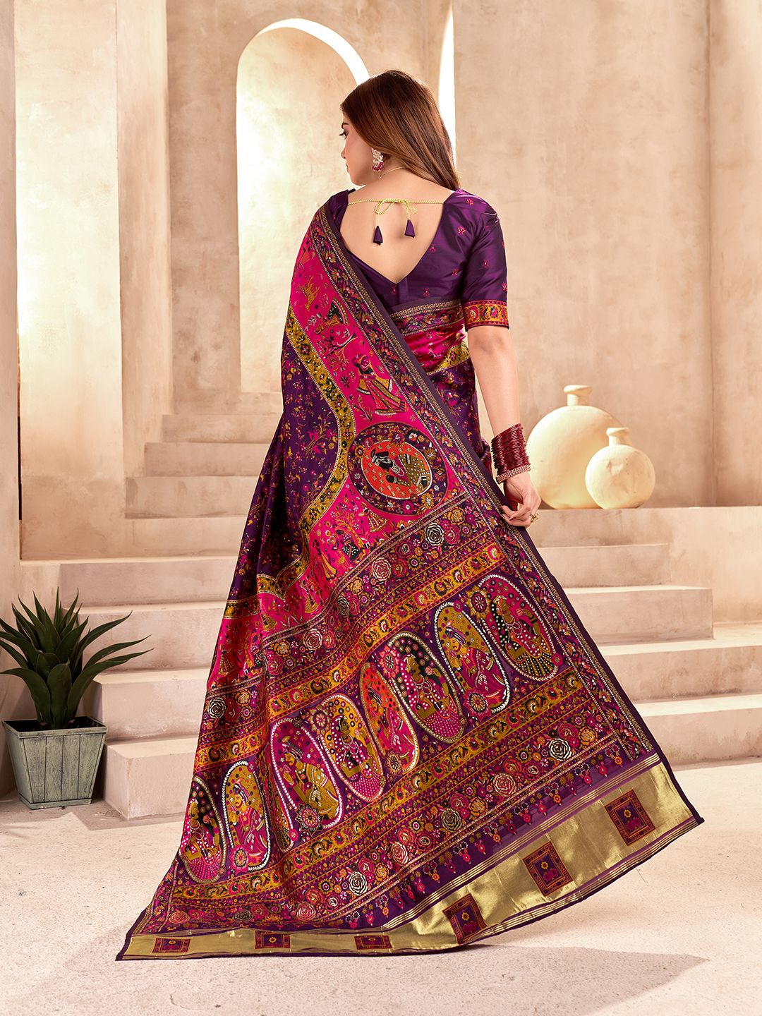 Prominent Purple Nylon Dola Pashmina Saree With Entrancing Blouse Piece
