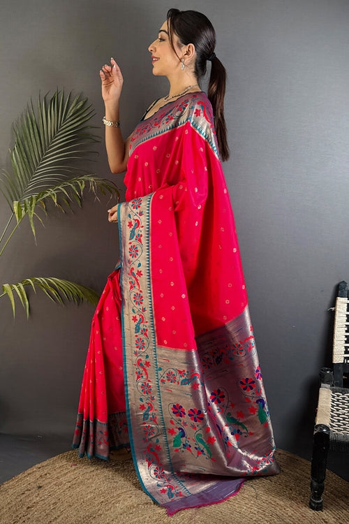Load image into Gallery viewer, Blissful Dark Pink Paithani Silk Saree With Conflate Blouse Piece
