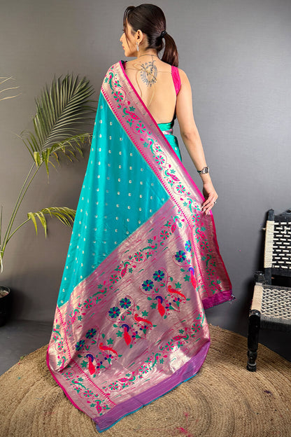 Fantabulous Firozi Paithani Silk Saree With Artistic Blouse Piece
