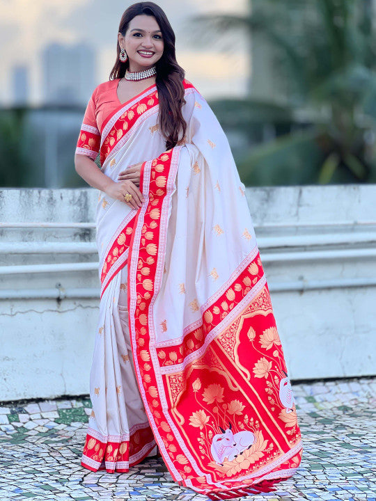 Phenomenal Off White Soft Banarasi Silk Saree With Ravishing Blouse Piece