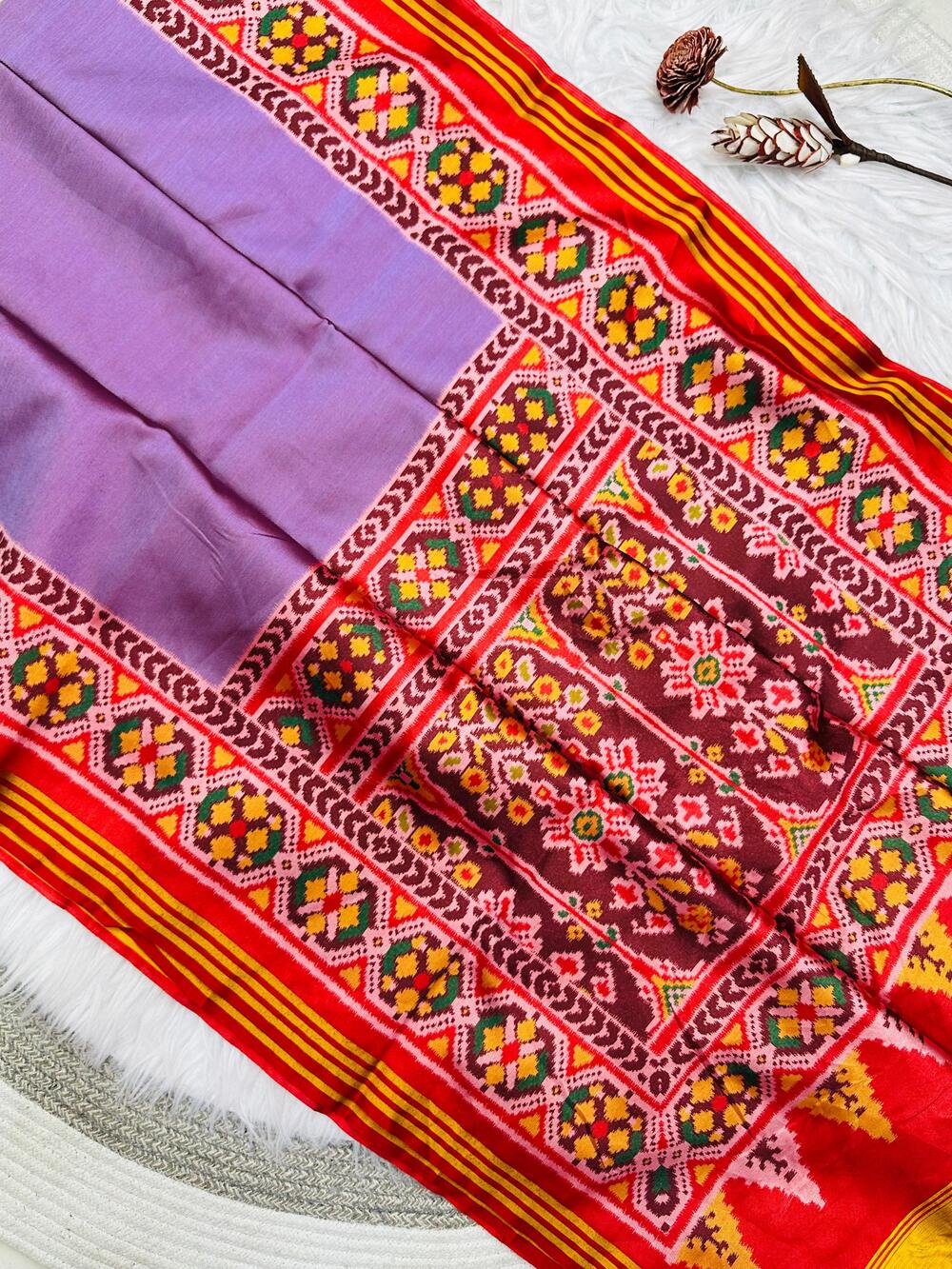 Beleaguer Lavender Ikkat Printed Patola Silk Saree With Incredible Blouse Piece