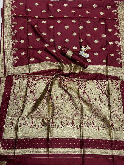 Resonant Maroon Soft Silk Saree With Excellent Blouse Piece