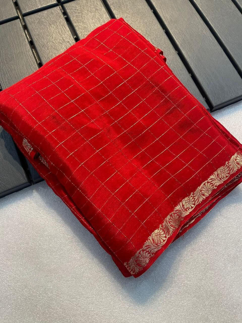 Nemesis Red Banarasi Georgette Silk Saree With Charming Blouse Piece