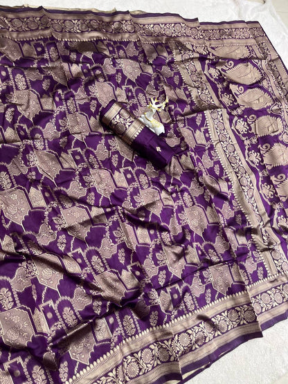 Breathtaking Purple Soft Silk Saree With Charismatic Blouse Piece