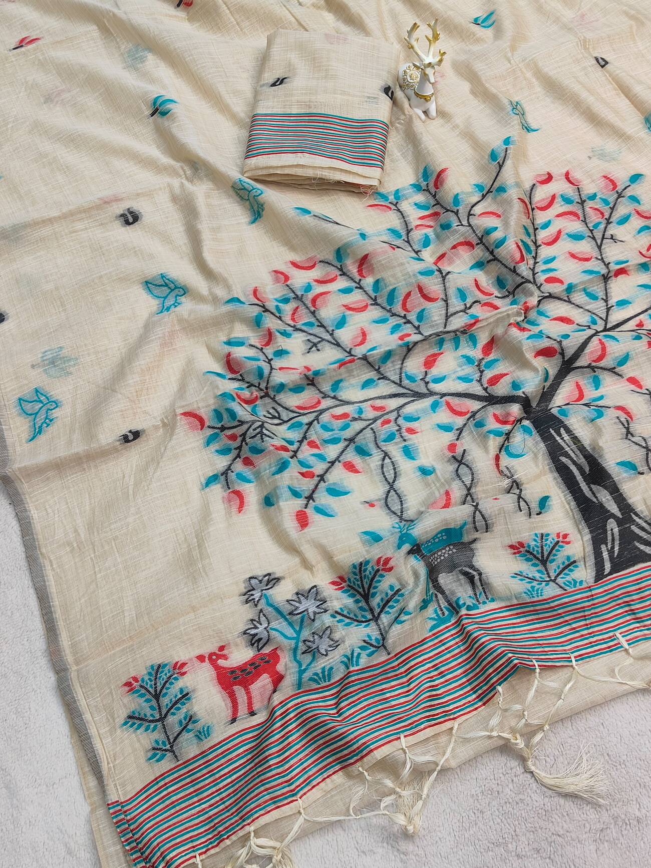 Vivacious Beige Pure Munga Cotton Silk Saree With Breathtaking Blouse Piece