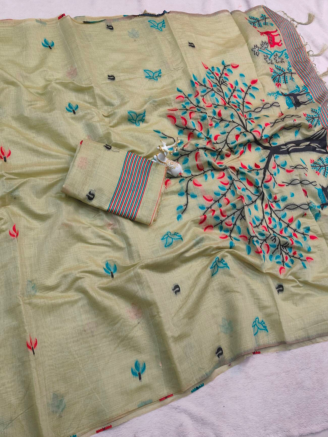 Fantabulous Pista Pure Munga Cotton Silk Saree With Marvellous Blouse Piece