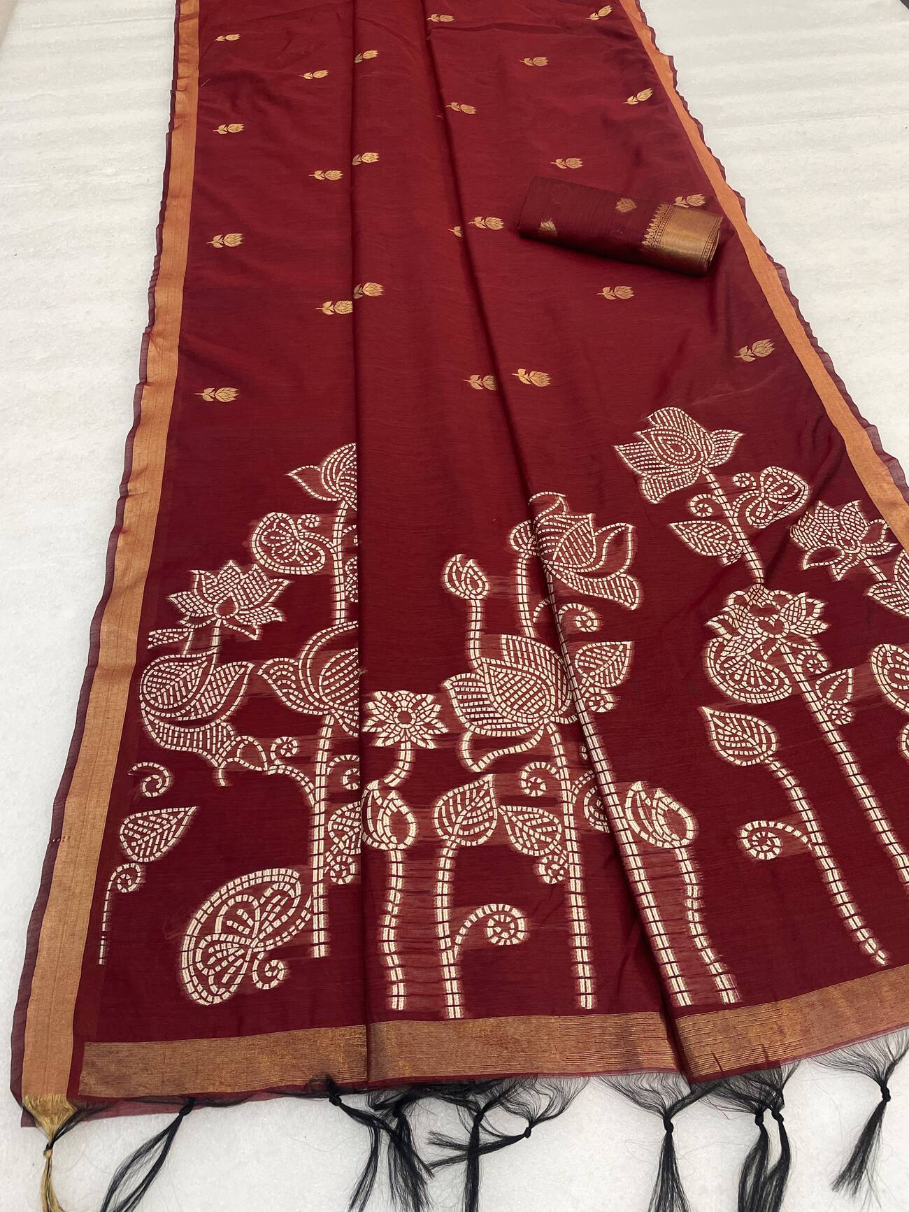 Panache Red Pure Munga Cotton Silk Saree With Ethnic Blouse Piece