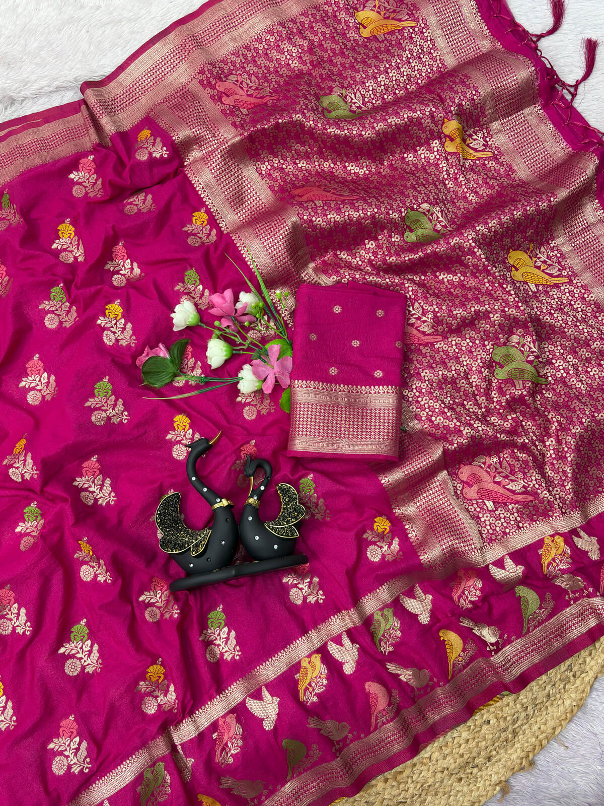 Innovative Dark Pink Banarasi Khadi Silk Saree With Adoring Blouse Piece