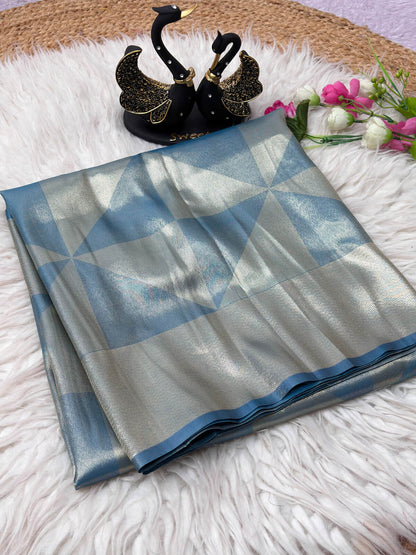 Entrancing Firozi Banarasi Tissue Silk Saree With Enamoring Blouse Piece