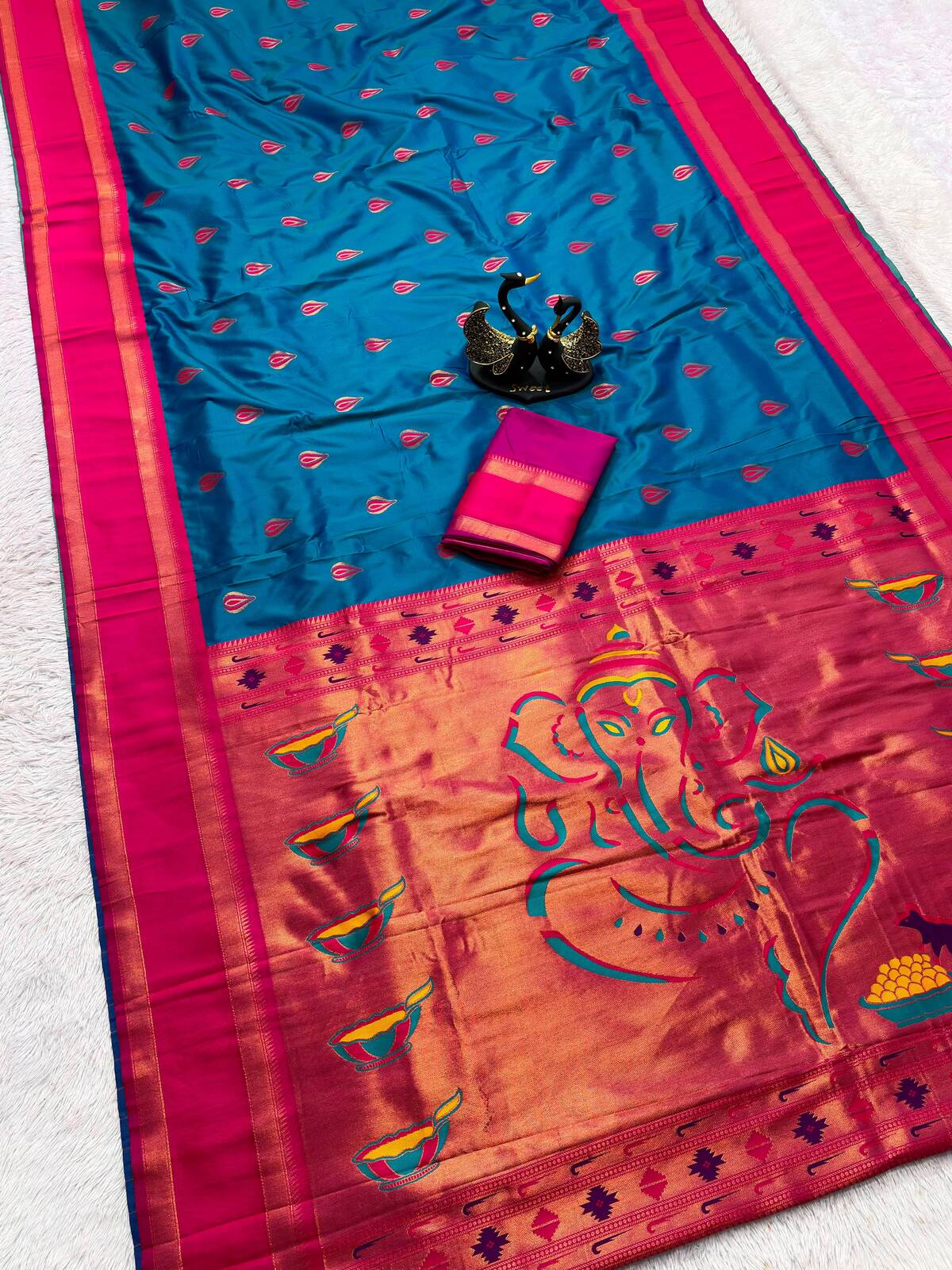 Elision Blue Paithani Silk Saree With Sonorous Blouse Piece