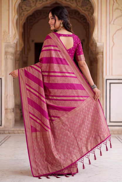 Captivating Dark Pink Banarasi Khadi Silk Saree With Moiety Blouse Piece