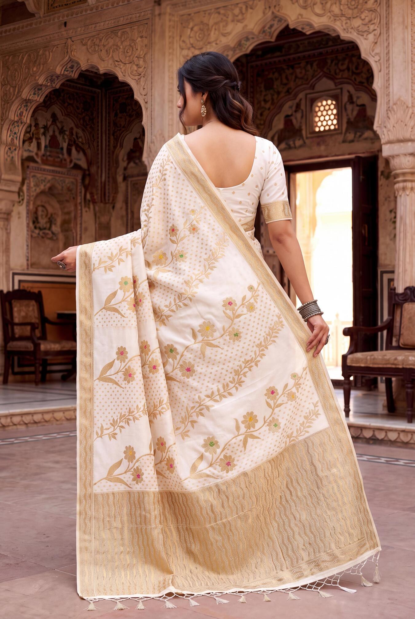 Nectarous Off White Banarasi Khadi Silk Saree With Designer Blouse Piece