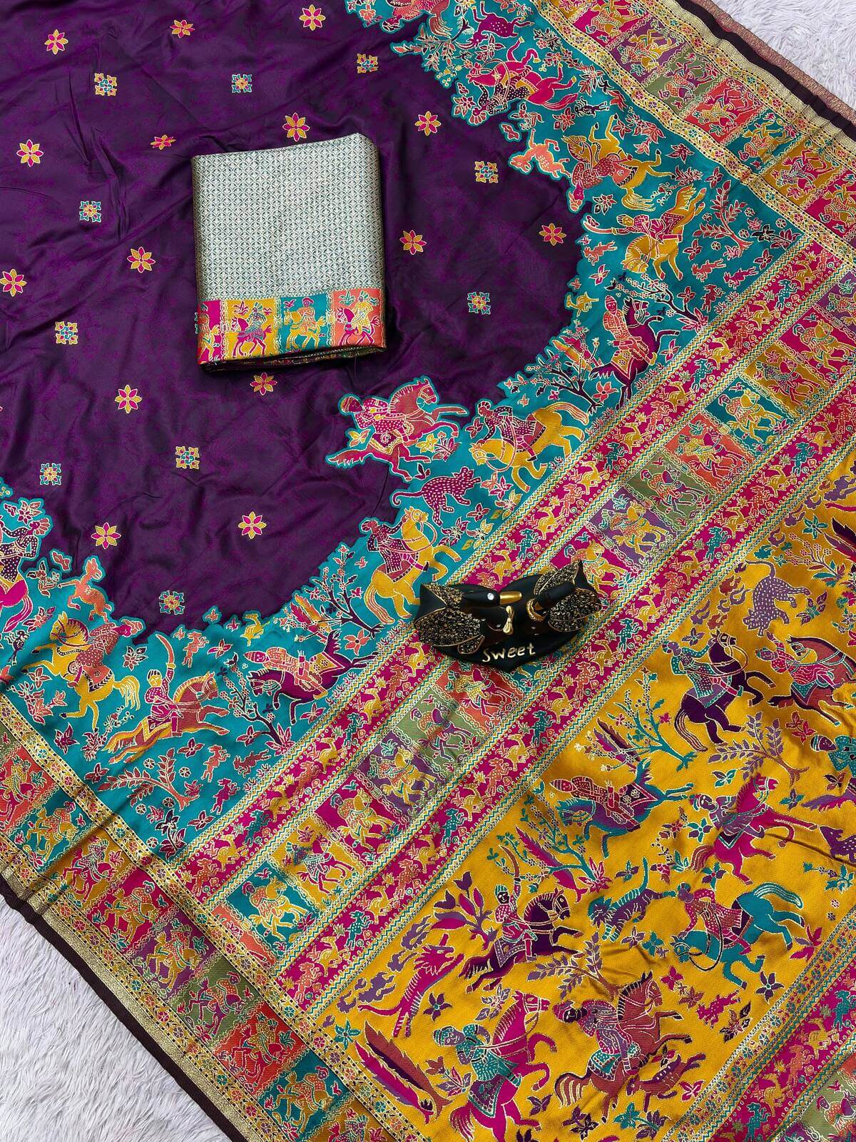 Pulsating Purple Pashmina Saree With Eclat Blouse Piece