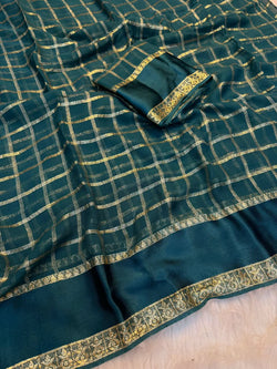 Piquant Rama Banarasi Viscose Silk Saree With Twirling Blouse Piece