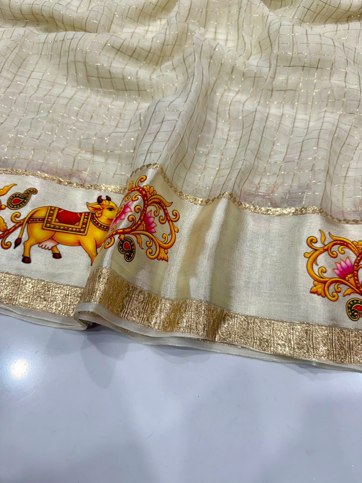 Extraordinary Beige Banarasi Viscose Silk Saree With Supernal Blouse Piece