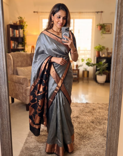 Exquisite Grey Cotton Silk Saree With Opulent Blouse Piece