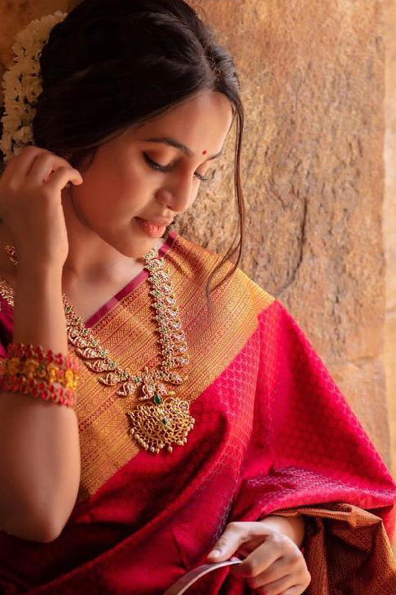 Innovative Red Soft Silk Saree With Adorable Blouse Piece