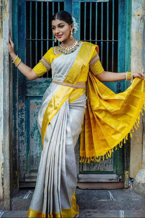 Load image into Gallery viewer, Jazzy Off White Soft Silk Saree With Adorning Blouse Piece
