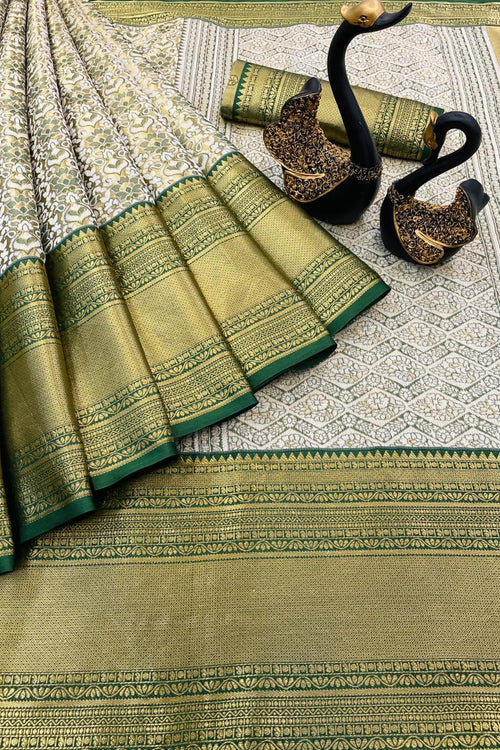 Load image into Gallery viewer, Marvellous Dark Green Kanjivaram Silk Saree With Alluring Blouse Piece
