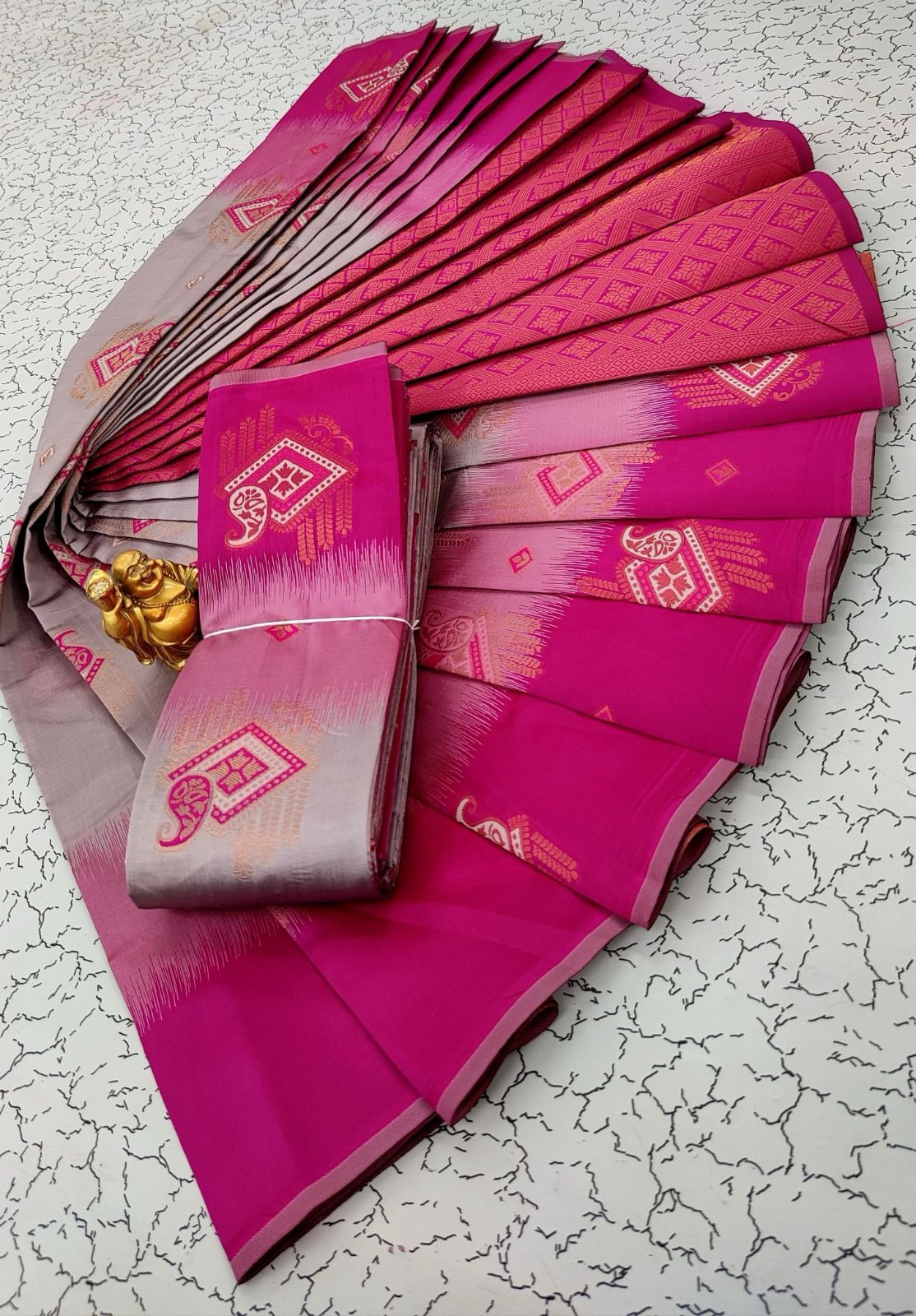 Flamboyant Grey Soft Banarasi Silk Saree With Flameboyant Blouse Piece