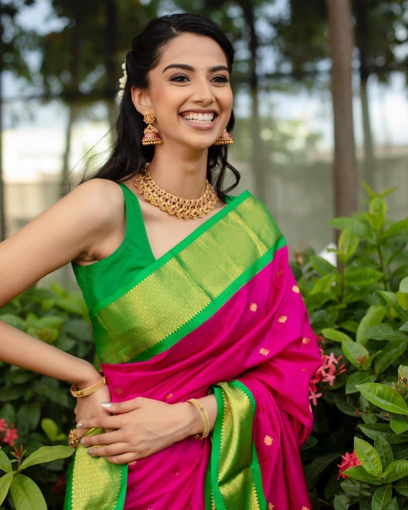 Lovely Dark Pink Soft Silk Saree With Glowing Blouse Piece