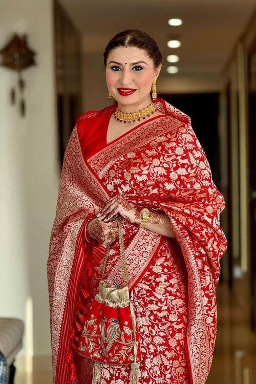 Load image into Gallery viewer, Sophisticated Red Soft Silk Saree With Amazing Blouse Piece
