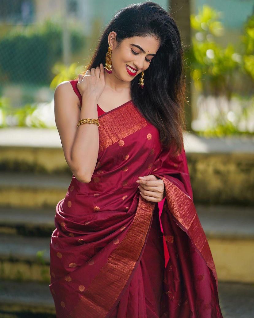 Mellifluous Maroon Soft Silk Saree With Elision Blouse Piece