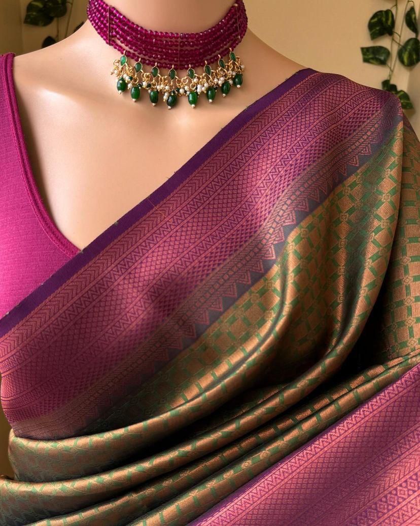 Ineffable Mehndi Soft Silk Saree With Ethereal Blouse Piece