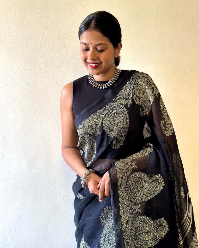 Exquisite Black Cotton Silk Saree With Lustrous Blouse Piece