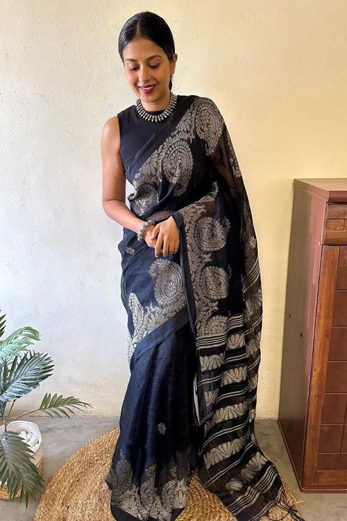 Load image into Gallery viewer, Exquisite Black Cotton Silk Saree With Lustrous Blouse Piece
