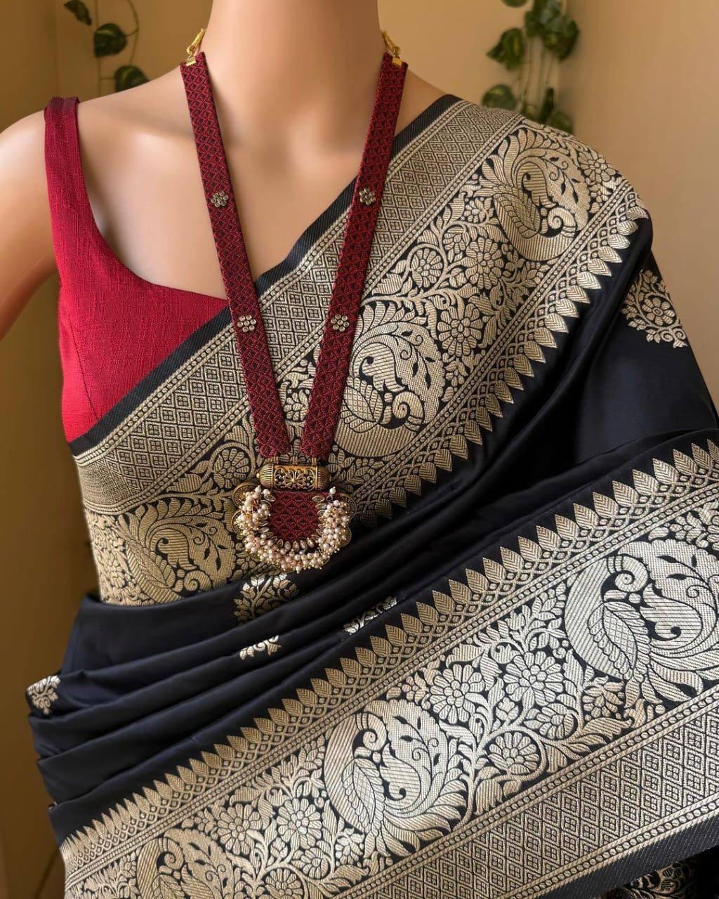 Unique Black Soft Silk Saree With Jazzy Blouse Piece