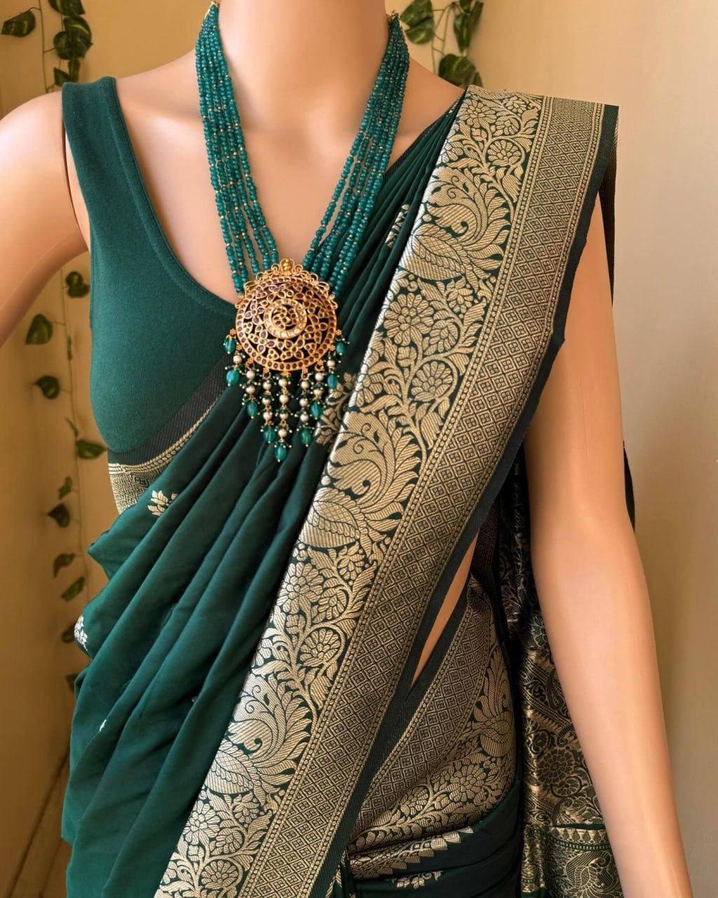 Designer Dark Green Soft Silk Saree With Exceptional Blouse Piece