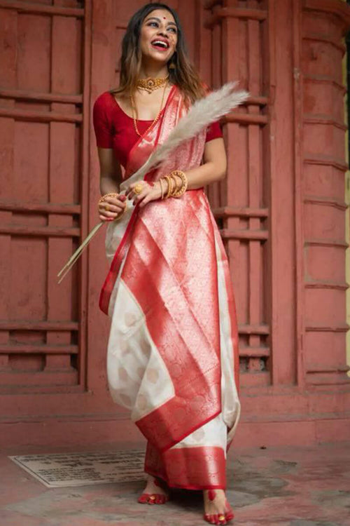 Load image into Gallery viewer, Outstanding Off White Soft Silk Saree With Twirling Blouse Piece
