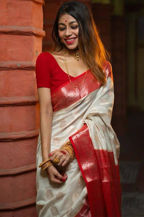 Load image into Gallery viewer, Outstanding Off White Soft Silk Saree With Twirling Blouse Piece
